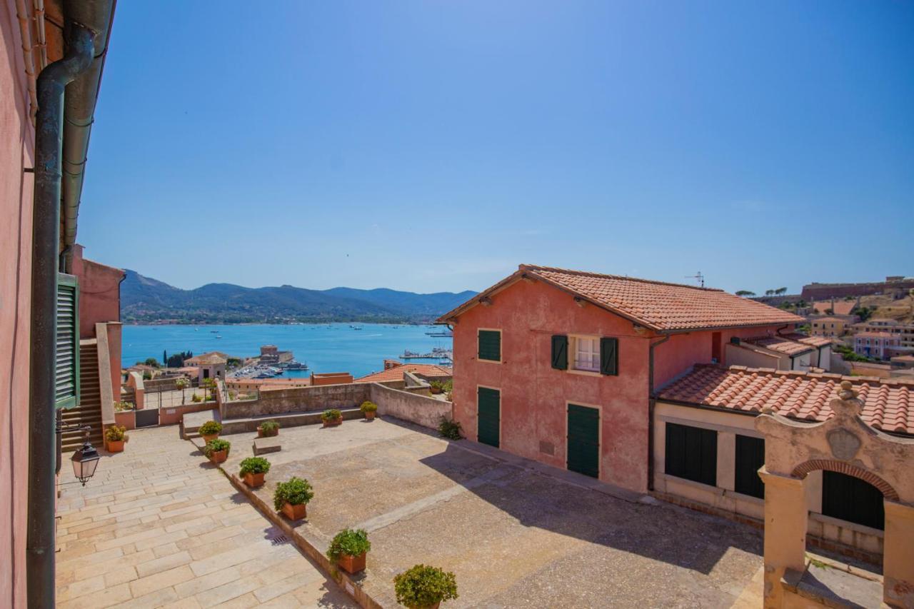 Helloelba Appartamento Il Faro Portoferraio Kültér fotó