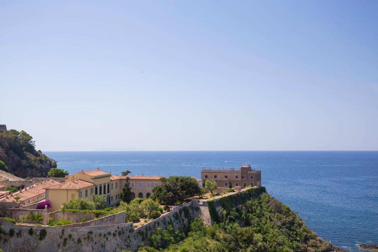 Helloelba Appartamento Il Faro Portoferraio Kültér fotó