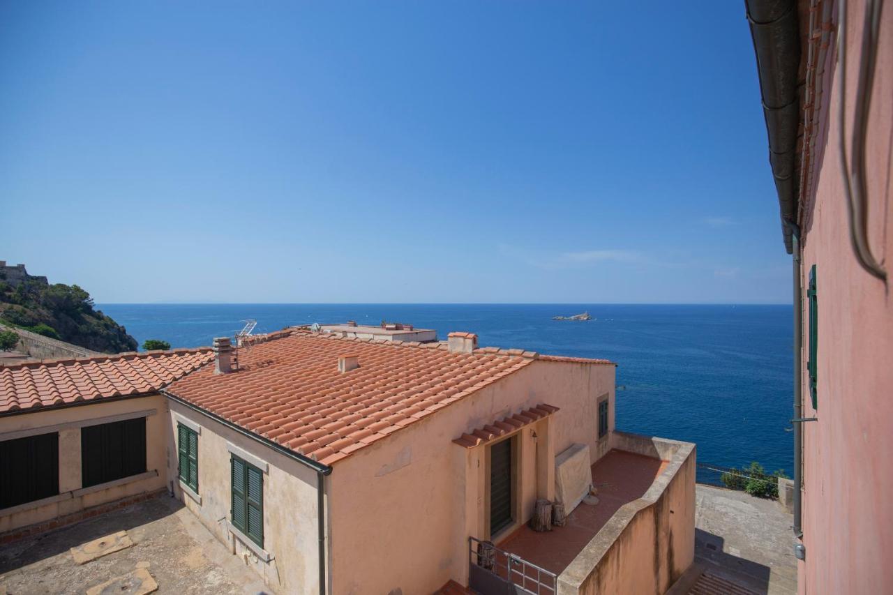 Helloelba Appartamento Il Faro Portoferraio Kültér fotó