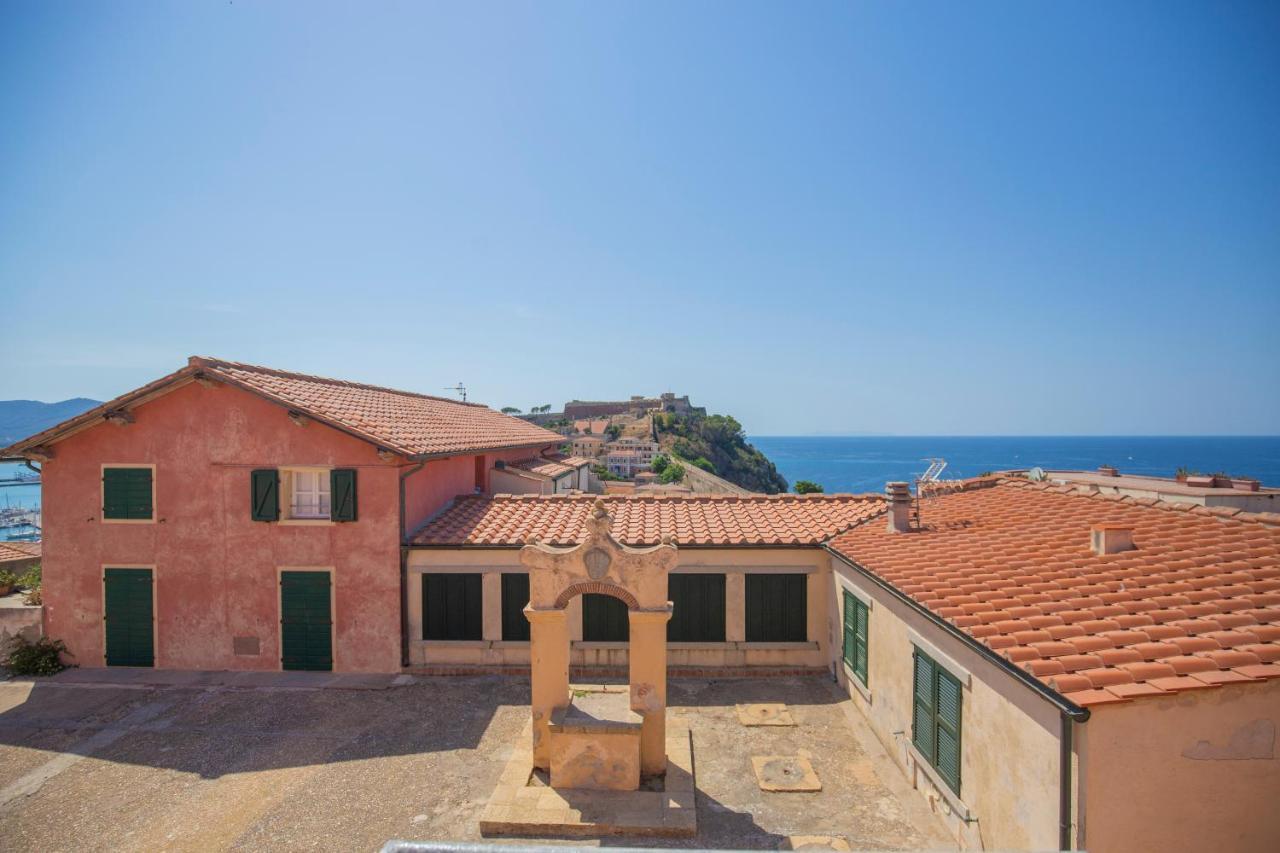 Helloelba Appartamento Il Faro Portoferraio Kültér fotó