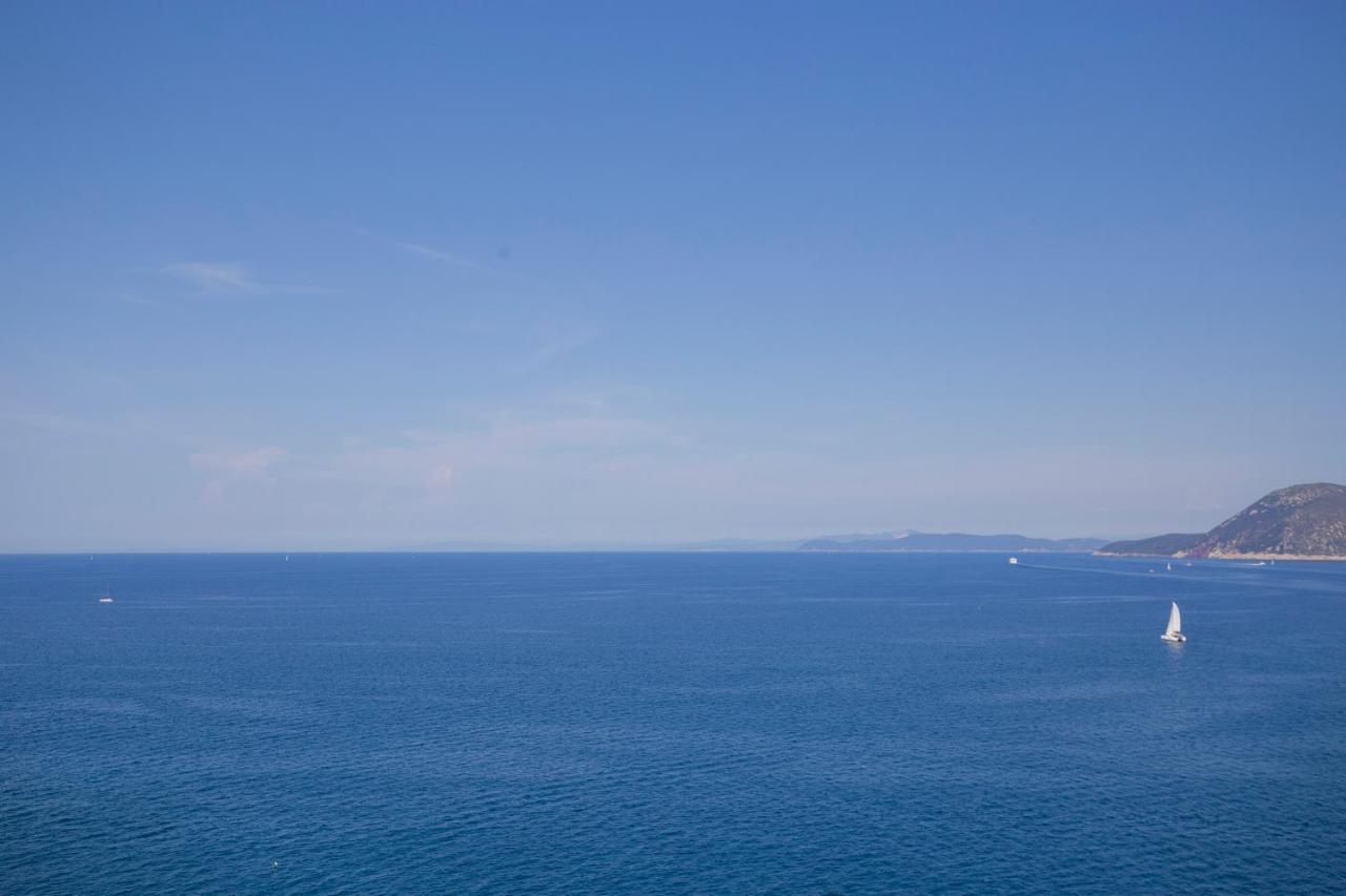 Helloelba Appartamento Il Faro Portoferraio Kültér fotó